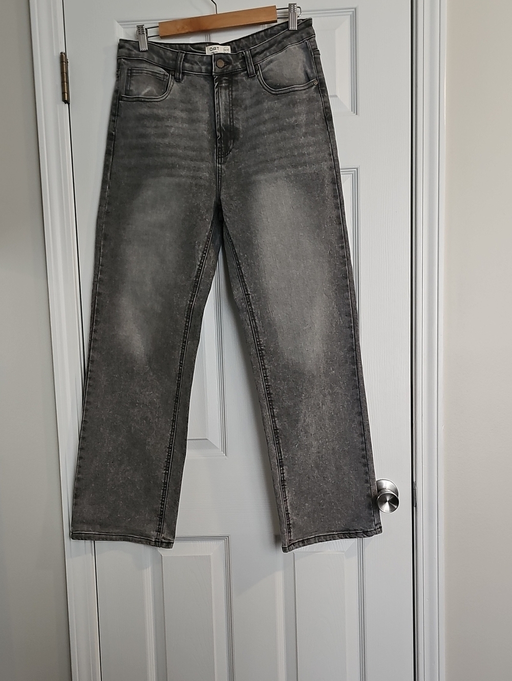 Oat New York Women's Grey Straight Jeans - Washed Finish